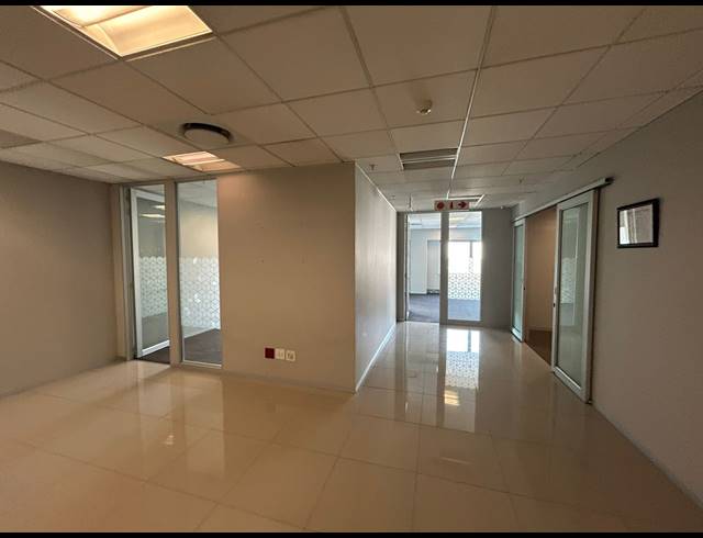 429M² OFFICE TO LET IN SANDTON CENTRAL